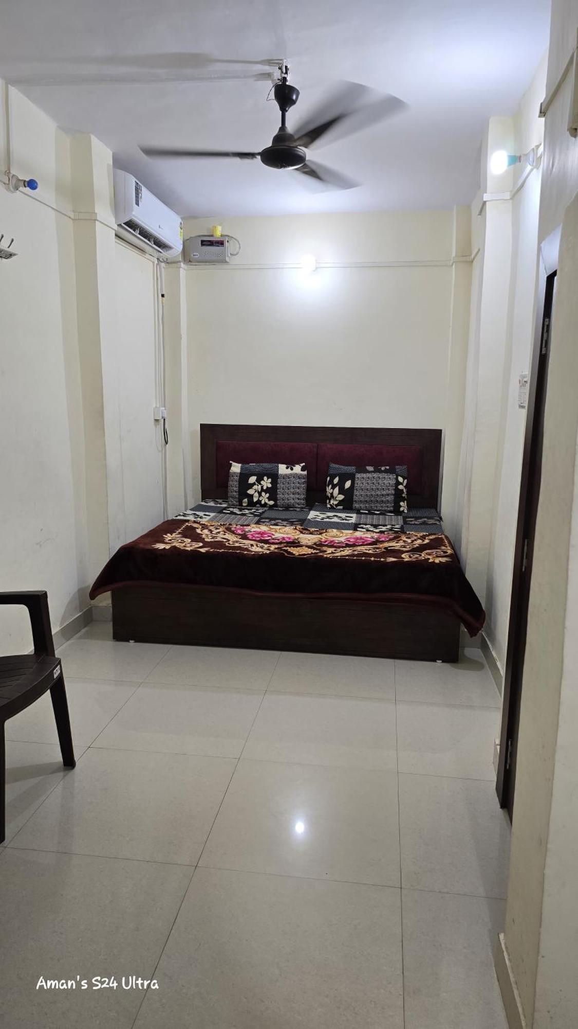 Ramlala Paying Guest House Stay Just 100M From Saryu Ghat, Ayodhya ภายนอก รูปภาพ